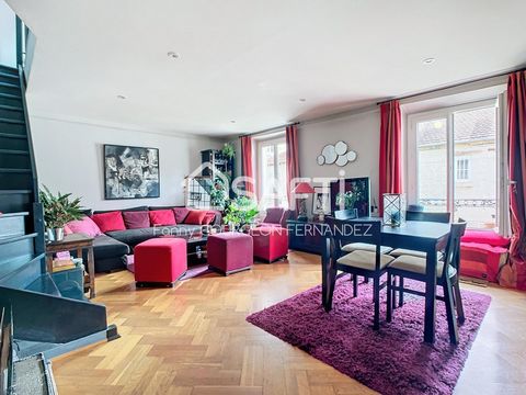 Located in the hyper center of Chantilly, this 61 sqm duplex (100 sqm floor space) offers a peaceful and sought-after living environment. Renowned for its historical heritage, green spaces, and proximity to the state forest, Chantilly is captivating ...