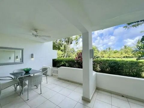 Glitter Bay offers spacious apartments just a few steps from the beautiful Caribbean Sea. Located on the west coast of Barbados, 112 is a two bedroom apartment. Sitting on the ground level with views of the lush gardens & a peep of the pools. A great...