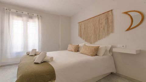Welcome to our wonderful tourist apartment 'CASA AYA in Centro Córdoba' located on Ambrosio Morales Street in Cordoba! This is the perfect place for your family and friends to enjoy an unforgettable experience in one of the most beautiful and tourist...