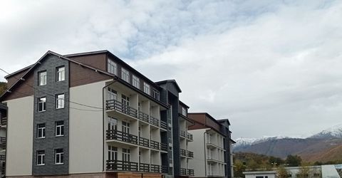 Продам апартамент в новом жилом комплексе, состоящем из 10 отдельно стоящих 3-этажных домов, выполненных в едином архитектурном стиле 