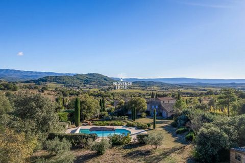 Provence Home, the Luberon real estate agency, is offering for sale, an 18th-century stone hamlet house of approximately 187sqm, brimming with character. It features a sloping garden of 4245sqm, a pool, and views of the Luberon, close to the active v...