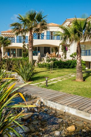 Aphrodite Beachfront Apartment 202 is located west of Crete in the region of Chania, only 15 minutes from the city of Chania and the Leptos Panorama Hotel . It is part of the internationally awarded project ‘Aphrodite’ and is set on a sea front locat...