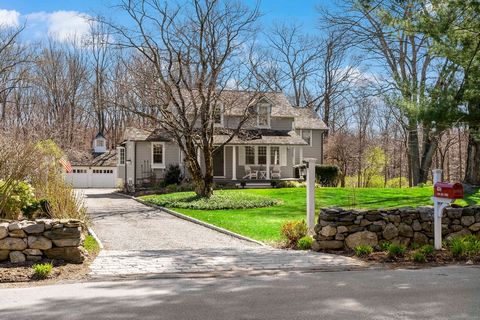 Step into a timeless embrace of elegance and charm with this exquisite antique home, a masterpiece nestled in an idyllic location. Perfectly situated, this property boasts unparalleled tranquility yet remains conveniently close to all amenities. The ...