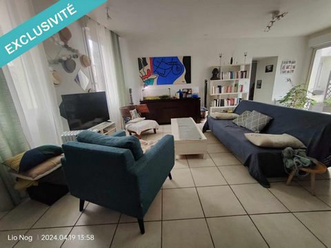 Located in the charming town of Étables-sur-Mer (22680), this apartment enjoys a privileged location offering a peaceful living environment to its inhabitants. Close to local amenities, shops and beaches, this locality attracts lovers of the sea and ...