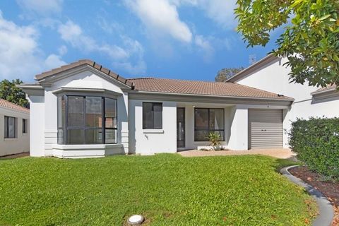 Looks new - Feels new - Is new : This single-level villa is located on the east side of the M1, just north of Robina, making it an ideal property for upsizers or downsizers. The convenient location offers easy access to amenities and attractions such...