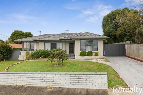 Discover the perfect blend of comfort and convenience in this charming 3-bedroom, 2-bathroom home. Located in the serene town of Warragul, this property is a stone’s throw away from bustling shopping centers, reputable schools, and the local hospital...