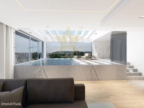 Este magnifico apartamento T4 com piscina privada, está inserido no empreendimento de luxo localizado junto ao Rio Lima na cidade de Viana do Castelo onde existe um conjunto variado de apartamentos com tipologia do T2 a T4, incluindo apartamentos T4 ...