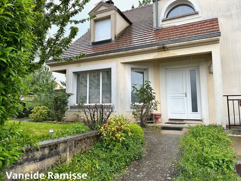 Dpt Seine et Marne (77), à vendre maison P6 de 134 m² - Terrain de 581,00 m²