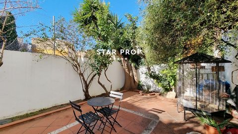 STAR PROP is pleased to exclusively present this splendid property in the center of Llançà. This home, ideal for families, stands out for its spacious, bright, sunny, and airy rooms, creating a cozy and harmonious atmosphere perfect for enjoying a li...