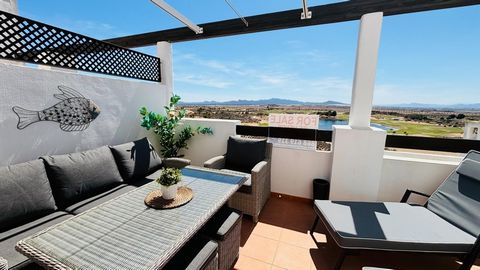 This stunning apartment is located in the sought-after area of Condado de Alhama Golf Resort, offering a tranquil and picturesque setting. With a surface area of 60 square meters, this property features two double rooms, a fully upgraded kitchen with...