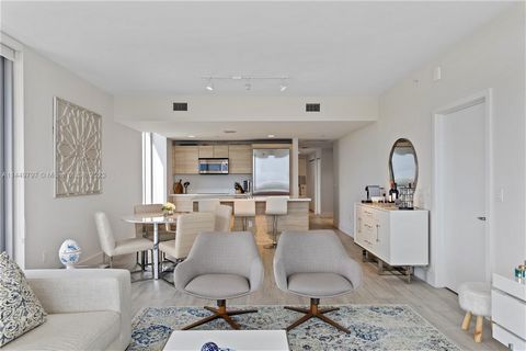 COMPLEX AT THE HARBOUR, WITH VERY HIGH END FINISHED, SPACIOUS 3 BEDROOM/3 BATHROOM, WITH PRIVATE ELEVATOR AND BREATHTAKING VIEWS OF OLETA PARK WATER VIEW AND MIAMI SKYLINE.5 STAR INSIDE AND OUTSIDE AMENITIES AND SPORT ACTIVITIES AS INFINITY INTRACOAS...