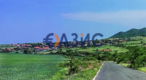 ID 32874674 A beautiful plot of land for construction in the village of Medovo is offered for sale.Pomorie, Burgas region. Cost: 25,000 euros Locality: the village of Medovo Land area: 500 sq. m. Payment scheme: 2000 euros-deposit 100% when signing a...