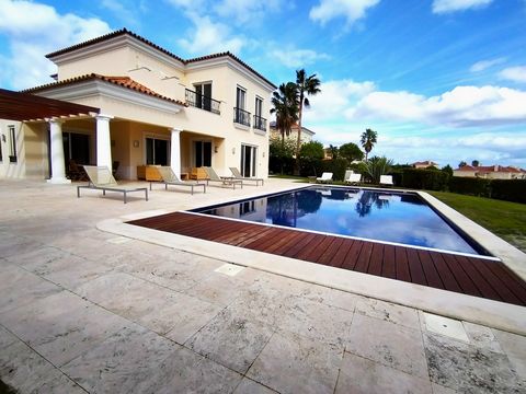 4 bedroom villa located in the Monte Rei Golf & Country Club, surrounded by nature and stunning landscapes, the villa offers a luxurious and relaxed lifestyle. The villa is tastefully decorated, with four bedroom suites, living room, fully equipped k...