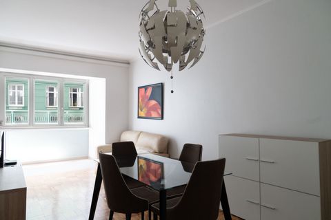 Welcome to our charming apartment located in a prime area of the city! We are just 40 meters from the metro station, making it easy for you to get anywhere in the city. A few steps away, you'll find two supermarkets and several bus stops right in fro...