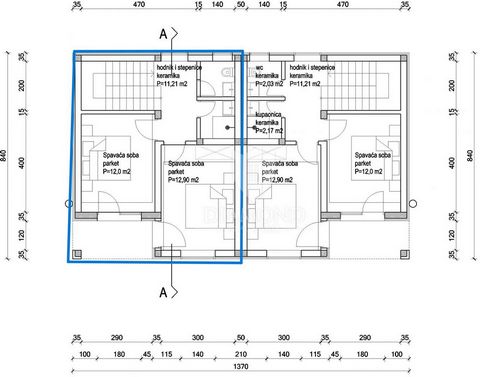 Location: Istarska županija, Poreč, Poreč. Zona Parenzo, interessante casa bifamiliare in una zona tranquilla In una tranquilla località istriana è prevista la costruzione di questa interessante casa bifamiliare. La superficie lorda della casa sarà d...