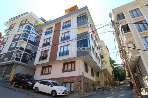 Apartamento de 2 habitaciones con precio adecuado en Eyüpsultan Estambul El espacioso apartamento de 2 dormitorios está situado en el barrio Alibeyköy del distrito de Eyüpsultan en Estambul. Alibeyköy es una región valiosa en Estambul por su ubicació...