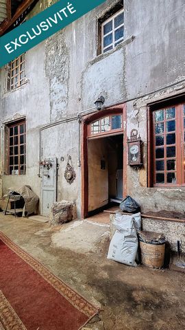 Grande maison à rénover dans le centre historique de Chabeuil