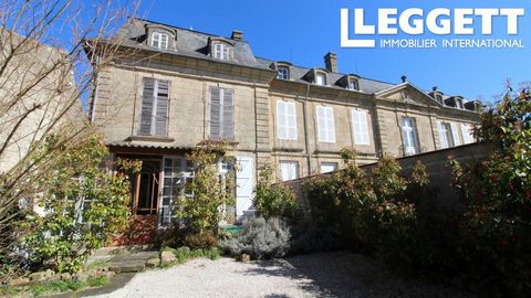 A35562CWN87 - Tenha um pedaço da história francesa com a Ala Leste de 