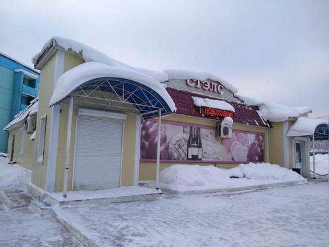 Продам стрит-ритейл площадью 204.9 кв.м. Помещение располагается в 1-этажном торгово-общественном центре. Располагается на 1 этаже здания, возможное назначение - прочее, здание на первой линии. [#6944945#]