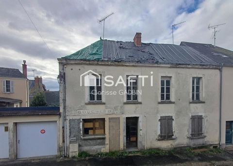 Maison à rénover . Possibilité 3 chambres et garage