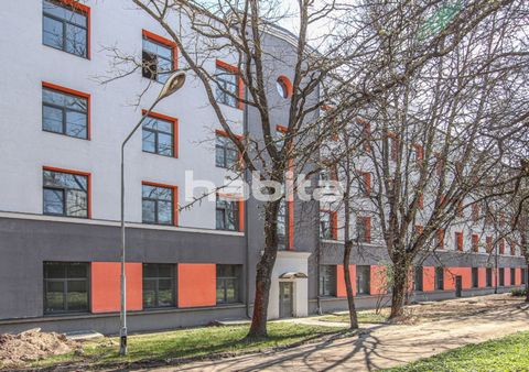 Renovated brick house with brick exterior walls and reinforced concrete interior columns;Renovated facade, new wiring, sewage system, new windows;The building is completely insulated with stone wool;Autonomous heating with pellet boiler;The building ...