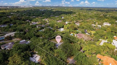 Location, location, location! In the heart of North Pinecrest. Investors, Developers, General Contractors, Builders. This Lot won't last! Send your highest and best offer!