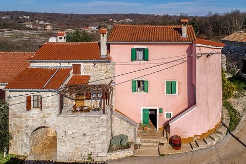 Stone house with a total living area of 180 m2 is located in a green oasis of central Istria in a small town belonging to the Municipality of Pican where you can enjoy the tranquility of rural houses, untouched nature, but also the company of friendl...