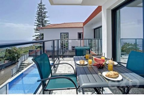 **Welcome to your new dream home! **Located in the paradisiacal municipality of Calheta, in the magnificent Madeira Archipelago, this is the place where your housing dreams come true. And it's not just a house, it's an elevated lifestyle! **Paradise ...