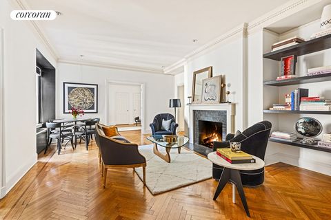 Sutton Place Sensational! A legendary masterpiece of New York City living in Midtown's Eastside. This 2-bedroom, 2-bathroom embodies the style and sophistication located in the MOST convenient area of NYC. Step inside to discover a meticulously curat...
