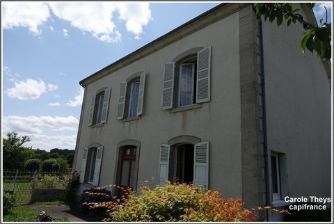 Dpt Creuse (23), à vendre proche de DUN LE PALESTEL maison 6 pièces de 175 m² - Dépendances - Terrain de 6 462 m²