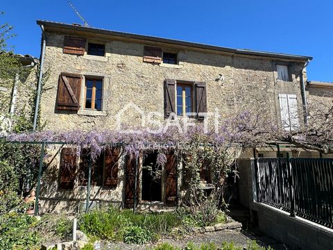 Discover this beautiful stone house at the gates of Mirepoix, nestled in the picturesque surroundings of Ariège. Nestled in the heart of a charming village, it offers a practical and serene lifestyle, in close proximity to essentials such as a school...