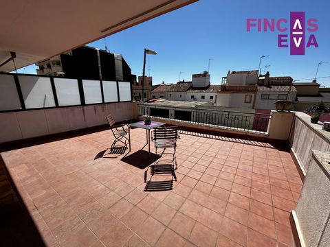 Fincas Eva presents this apartment 5 minutes from Masnou beach. The apartment consists of 95m2 built according to cadastre. Entering the apartment we find a large hall that leads to the living room and the independent kitchen. The living room leads t...