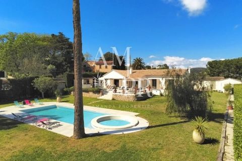 Our agency proposes for sale in the sought-after Super Cannes domain this one level property ideally set on a flat 1903sqm plot close to the sea & premises. The property that offers panoramic views over the sea & the mountains consists of two villas....