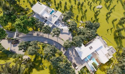 21, 391+/- sq. ft. lot with plans for stunning modern / contemporary home with incredible ocean views. Building plans approved for 4, 520 sq. ft. luxury home with pool and an attached 2 car garage; in process of having building permit approved. Close...