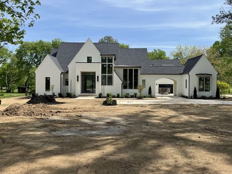 30 DAYS FROM COMPLETION. floor plan available. Experience luxury living at its finest in this exquisite home located in sought-after West Meade. Situated on a 1.27-acre flat lot, this home offers unparalleled elegance and sophistication. As you enter...