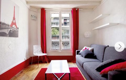 Furnished studio in the heart of the 16th arrondissement Fully equipped and close to all amenities Close to metro stations: Église d'Auteuil, Chardon Lagache and Exelmans