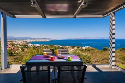 City Villa is a modern and luxurious resort, perfect for those seeking a vibrant stay in the city of Chania. This two-story, 310 square meter villa is ideal for large families or groups of friends, accommodating up to 12 people in its 5 bedrooms and ...