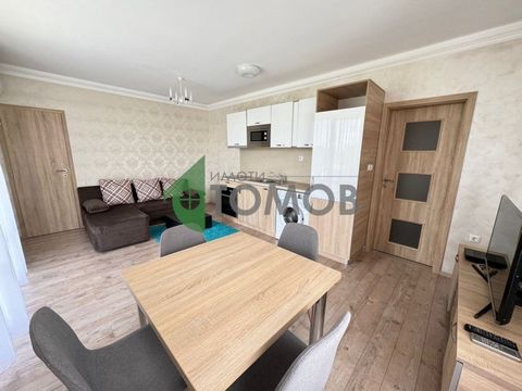 Listing number: HZ4031 Imoti Tomov presents to your attention a luxury two-bedroom apartment with an area of 88.20 square meters, which is located in an extremely convenient area in the city of Shumen, close to the market and with quick access to all...