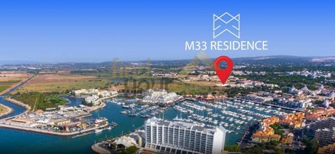 Apartamentos de luxo em condomínio fechado junto à Marina de Vilamoura, Quarteira, com vista mar. Este deslumbrante condomínio privado com piscina designado por M33 Residence, é composto por 33 apartamentos luxuosos de tipologias T1 a T4, sendo 10 dú...