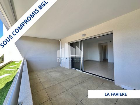 The agency BGL Real Estate Transactions offers you in EXCLUSIVITY a luxury apartment in a residence with swimming pool close to the beach. This south-facing apartment offers a hill view from its large terrace of 15 M2. This property has two bedrooms,...