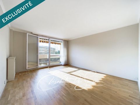 *** MAISONS-ALFORT, METRO STADE *** Je vous propose ce charmant appartement de 3 pièces offrant une proximité idéale avec les commerces locaux, les écoles et les transports en commun (métro ligne 8 à 3 min à pied), dans un résidence de standing avec ...