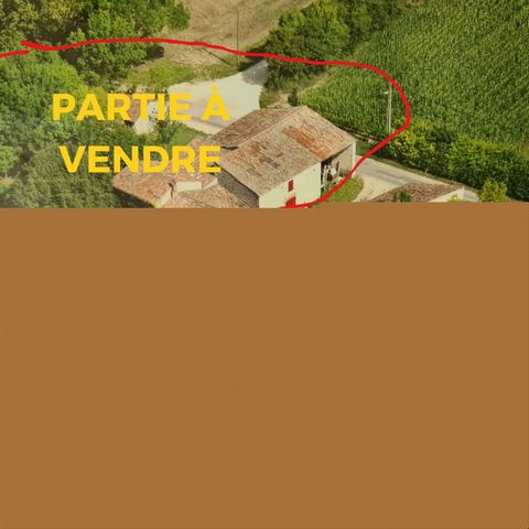 Fiche N°Id-LGB165628 : La rochelle, secteur 20 km est de la rochelle, Maison d'environ 440 m2 + Terrain de 3553 m2 - Vue : Campagne - Construction 1900 Pierres de pays - Equipements annexes : - chauffage : Aucun - prévoir travaux rénovation - Plus d'...