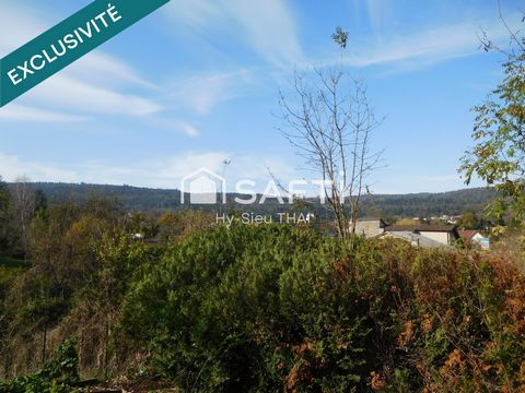 Maison Contemporaine de 140 m2, construite en 1970, 7 pièces, 3 Chambres, à ALEX-GROISSIAT, terrain 959 m2,