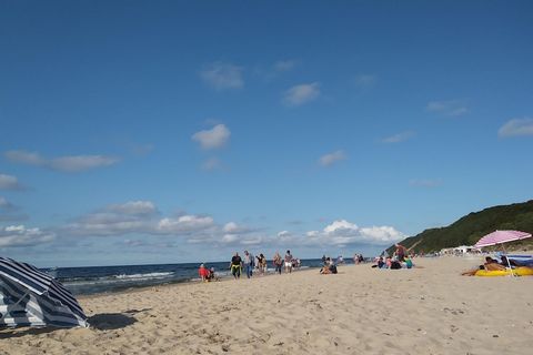 Holiday complex with small, newly built houses, only 600 m from the beach on the Baltic Sea. All houses are bright and friendly and have a private terrace with garden furniture and a barbecue. The family-friendly Baltic seaside resort of Rewal is loc...