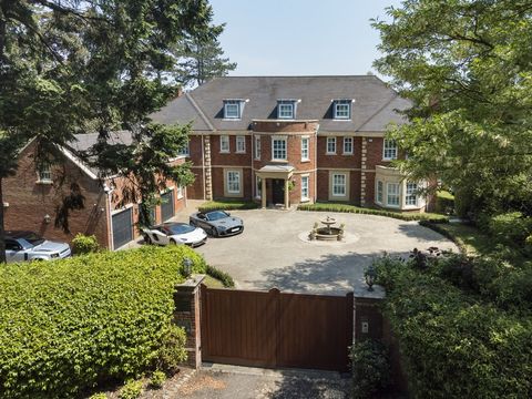Situated on the Crown Estate in Oxshott, one of Surrey’s most sought-after private estates, Brooke House is an impressive family home that has been renovated to a high standard to offer luxury and spacious living over three floors. Set away from the ...