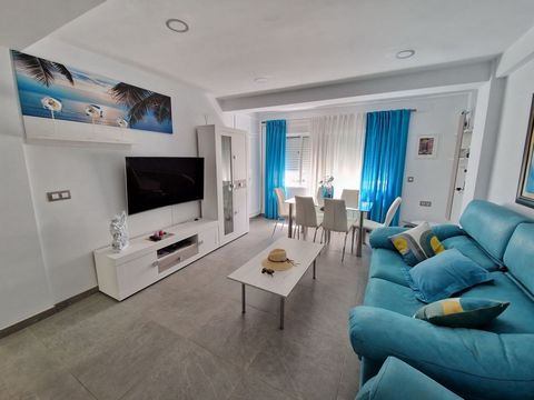 With an unbeatable location and just a few meters from the sea, we offer this apartment for sale. Apartment for sale completely renovated and in a frontline beach urbanization in La Herradura, Costa Tropical de Granada. It consists of a large, very b...