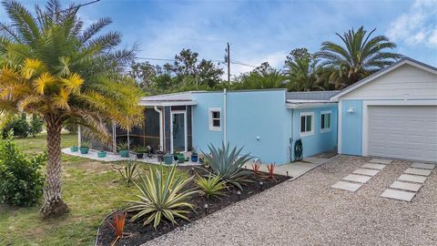 PUNTA GORDA - SAN SOUCI – WONDERFUL UPDATED COTTAGE IN A PEACEFUL PARK-LIKE SETTING WITH IMMEDIATE WATER ACCESS FROM THE OFFSITE BOAT RAMP AND NO HOA. HEAD TO THE PEACE RIVER AND CHARLOTTE HARBOR VIA THE BEAUTIFUL AND PEACEFUL SHELL CREEK! SHELL CREE...
