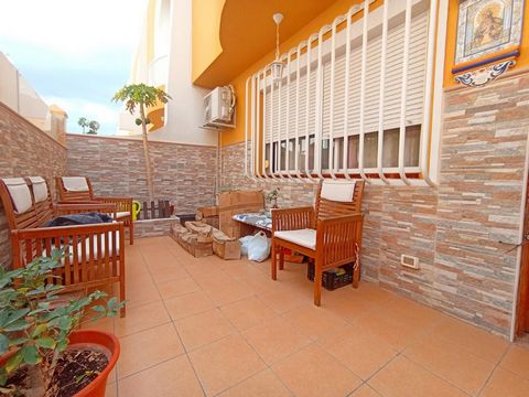 REFERENCIA: DAN-DRA Nordicway Real Estate offers its clients the opportunity to acquire this beautiful Duplex in the quiet and residential area of San Fernando. The property is close to all amenities: supermarkets, pharmacies, bars, restaurants, shop...