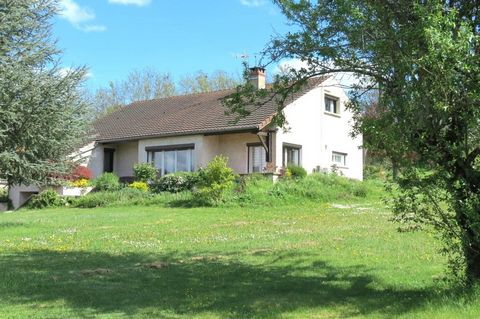 Dpt Saône et Loire (71), à vendre maison P7 - Terrain de 4 150,00 m²