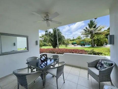 Glitter Bay offers spacious apartments just a few steps from the beautiful Caribbean Sea. Located on the west coast of Barbados, 108 is a one bedroom unit with a unique front entrance. Sitting on the ground level and to the middle of the development,...